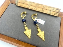 Vintage Gold Arrowhead Lapis Blue Gemstone Bead Earrings Saks NWT $110 NOS VY