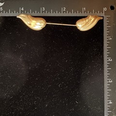 Vintage 1940’s Jabot Pin Lucite Plastic Resin Shell? Winged Victory Ivory Lovely