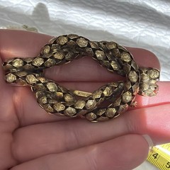 Vintage Antique Novelty Brooch – Filigree Rope Pile Knot – Gold Tone Metal