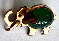 Vintage WRE 1/20 12K Gold Filled Elephant with Carved Scarab brooch