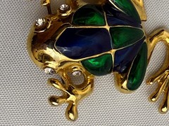 Vintage Green Blue Enamel Frog Brooch Gold Tone Rhinestone Eyes Figural Pin