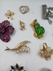 Vintage Lot Of Brooches. Golf Cart. Rhinestones. Colorful. Heart & Flowers
