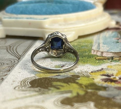 Vintage 10kt Tri-Color Filigree Ring Lab Created Blue Sapphire Size 6.75 V1791