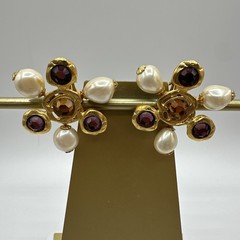 CRAFT vintage flower shape crystal and faux pearls clip on earrings. See pics.