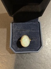 Antique 14K YELLOW GOLD OPAL RING SIZE: 4