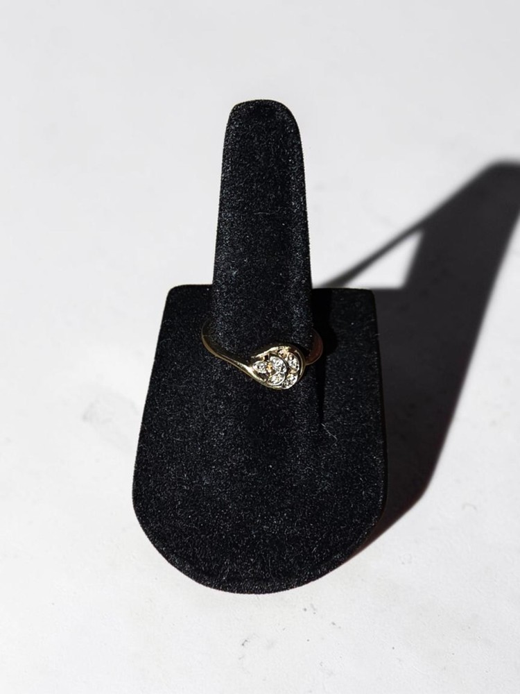 Antique Solid 10k Gold Ring leave