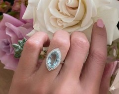Vintage Platinum Engagement Ring 5.50ct.Natural Sky Blue Marquise Aquamarine