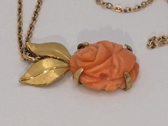 Krementz Carved Coral Rose Flower With Gold Tone Leaves Pendant On 17.75″ Chain.
