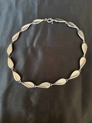 UnoAerre Sterling Modernist Petal Link Choker Necklace 925 Italy 15 in 23.48 gm