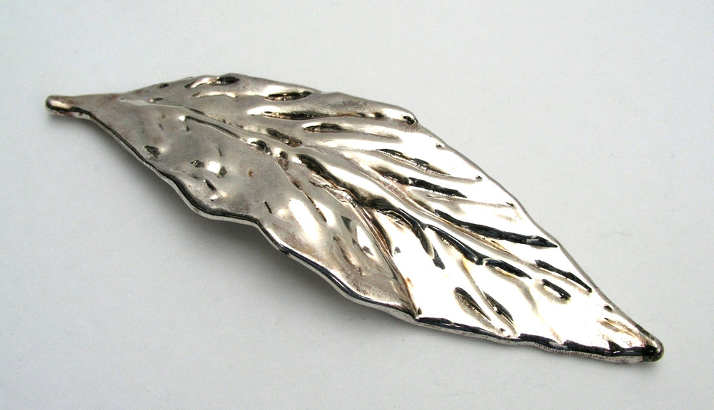 BAT AMI ISRAEL 925 STERLING SILVER SHINY 4 3/4″ LEAF BROOCH – GORGEOUS PIECE