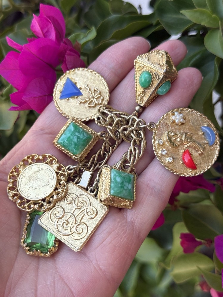 Vintage 50’s-60’s Chunky Charm Bracelet 8″ Medallions Geometric Gold Tone MCM