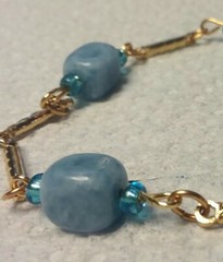 MaryBee Jewelry: 7 3/4″ Gold Tone Bracelet 01-01-2021 (A)