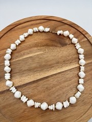 Vtg Lucite Textured Beaded Chip Necklace White Gold Beads 18”