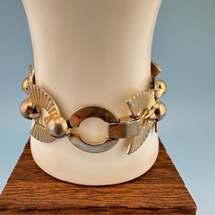 Vintage Art Deco Style Bracelet Gold Tone Fan Link 6.5″ Designer Signed