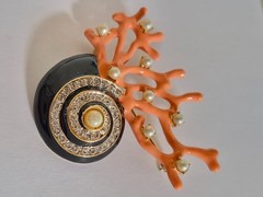 Kenneth J. Lane Signed KJL Coral Black Enamel Brooch Nautilus Shell Faux Pearl