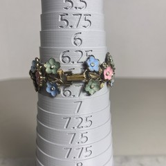 Vintage Floral Flowers Bracelet Gold Tone Enamel Rhinestone Fold Over Clasp 6.5″