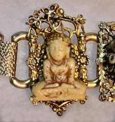 Bracelet Vintage Selro Selini Gold Tone Thai Goddess & Buddhas 1940’s