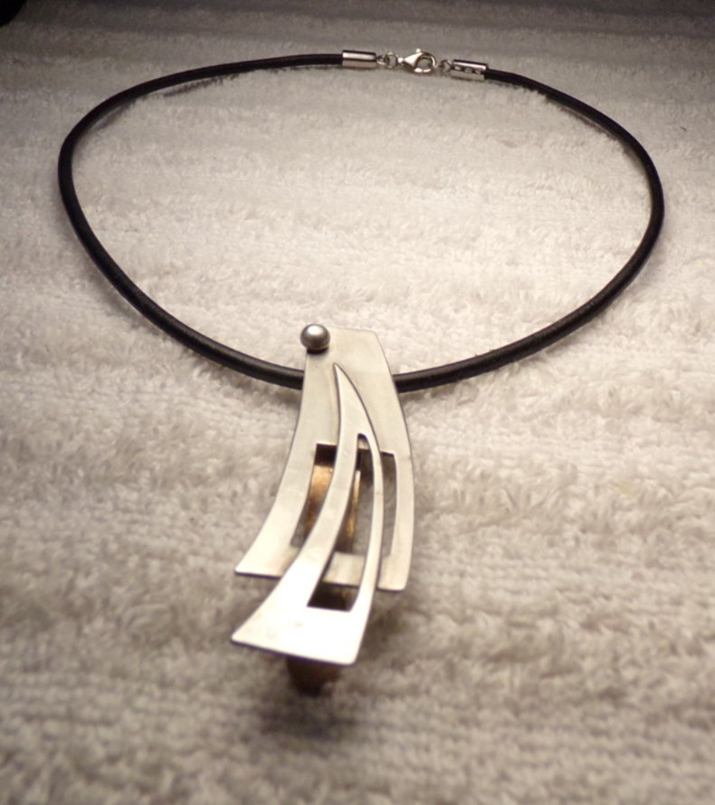 ANTIQUE ART DECO STERLING SILVER MODERN PENDANT BLACK LEATHER SILPADA NECKLACE