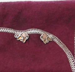 VTG Dainty Black Hills Gold and Sterling Silver Pierced Earrings 1.67g Rose Leaf