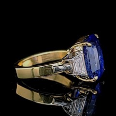 Vintage 18k Platinum Engagement Ring 10.41CT.Natural Cushion Blue Sapphire GIA