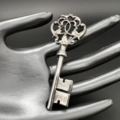 Heavy Sterling Silver Victorian Skeleton Key 3.5” On 16” Italy Bead Chain 41.4g