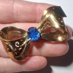 Lot Of Vintage 1940s Coro Pegasus Gold Tone Blue Rhinestone Bow Lapel Pin Brooch