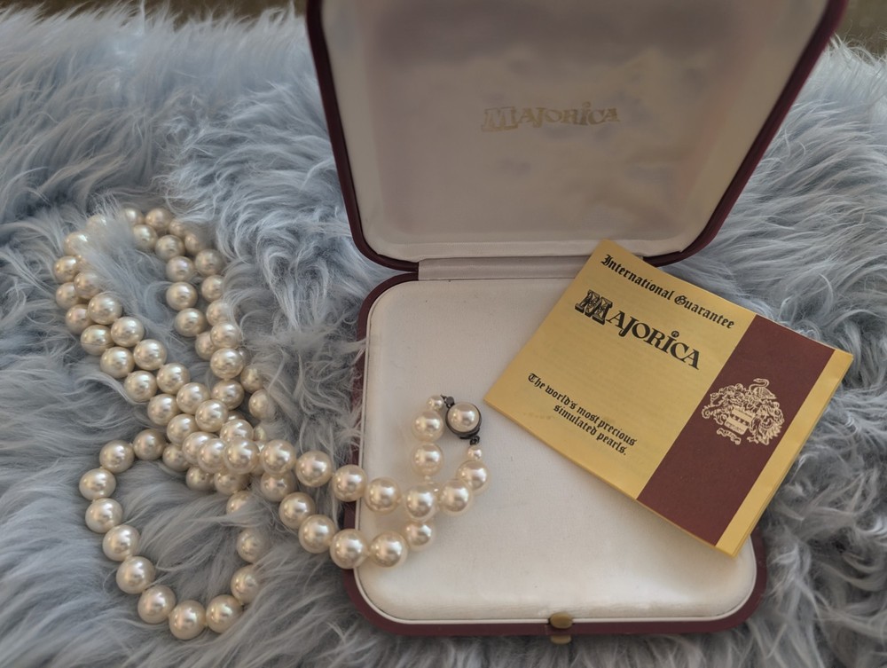 Majorica Vintage Pearl Necklace Opera 36″ W Box +Brochure Sterling Clasp 10mm