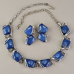 Vintage Thermoset Necklace Clip On Earrings Set Blue Silver Tone 15″