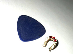 Antique Victorian 10K Solid Gold & Garnet Horseshoe Lapel Pin / Tie Tack Mint
