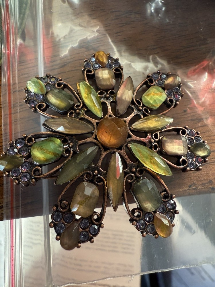 VTG 2” RHINESTONE & BRASS PLATED FLOWER Pin/Brooch- Costume Jewelry