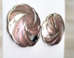 Vintage Sea Gems Textured Mauve & Bronze Enamel Silver Tone Swirl Earrings 1.25″