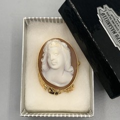 14k Gold Handcrafted Masaniello Vintage Cameo Brooch 1.5”H, 1.1”W, 9.6 Grams