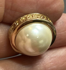 38. Christian Dior Gold tone White Creamy Faux Pearl Stud Earrings 17mm, 9.7g