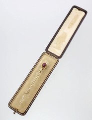 Antique Victorian 22K 15K Gold Garnet Cabochon Laughing Snake Egg Stick Pin Box