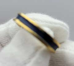 Vintage Crown Trifari Gold Tone Dark Blue Enamel 21 mm Lever‑Back Hoop Earrings
