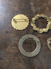Gold Tone Vintage Brooch Lot Of 5