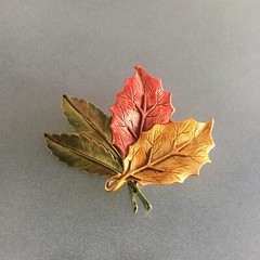 Signed Tona Brooch Pin Yellow Red And Green Leaf Design