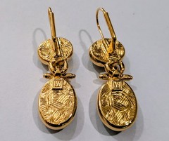 Vintage Gold Tone Tiger Eye Black Onyx Double Cabochon Leverback Drop Earrings