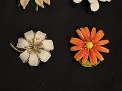 Vintage Enamel Flower Brooch Pin Lot 9pc 1960s 1970s Retro Mod Daisy Floral