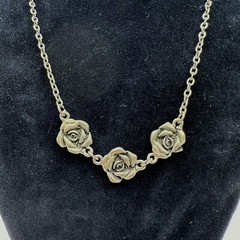 Y2K Pewter Floral Rose Charm Boho Chic Romance Witch Nature Goth Necklace Prom