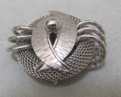 Vtg CONTINENTAL Modernist Layered Silver Tone Mesh Brooch w Tag 1-3/4” NOS