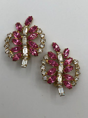 Vintage 1950s B. David Pink & Clear Rhinestone Clip Earrings Mid Century Mod