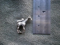 Giraffe Vintage Shiny Solid Sterling Silver Bracelet Charm Pendant 2.0g