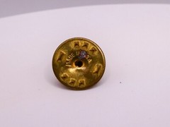 Flower Basket Brooch Pin Enamel Rinestone Gold Toned Vintage Retro 1.5 Inches