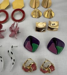 41 Pairs Vintage 80s Pierced Earrings Enamel Lucite Metal Etc Post Assorted Huge
