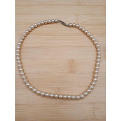 Vintage 1950s Made in Japan Single Strand Champagne Simulated Pearl Necklace