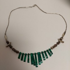 Silvertone Beaded Faux Malachite Gemstone Necklace With Birds Barrel Clasp 21″