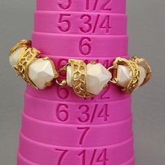 Vintage Linked Bracelet White Asymmetrical Faux Pearl Gold Tone Filigree 6.5″