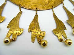 RARE Vintage Signed THAILAND Etched BRASS Collar Necklace ~ KITTY CATS W/ BELLS