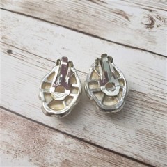 Vintage Clip On Earrings – Oval Cream – 1 & 1/8″ – Unusual